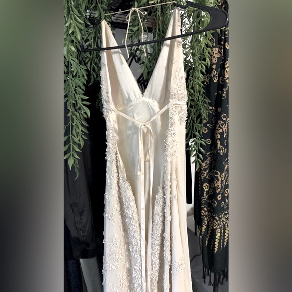 Reva Mivasagar 100% silk wedding dress - vintage vibes - Picture 3 of 12